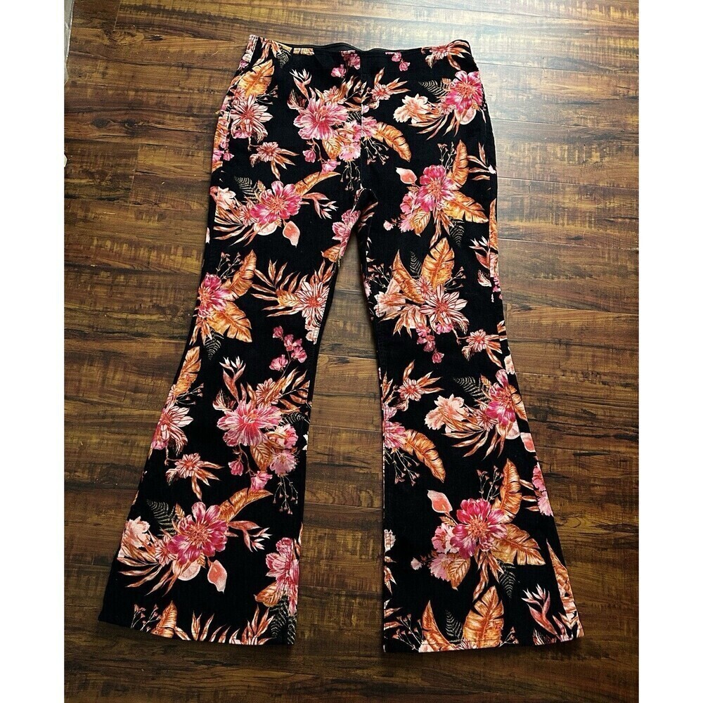No Boundaries Size XL High Rise Floral Cord Flare Leg Jeans Whimsigoth Cottage